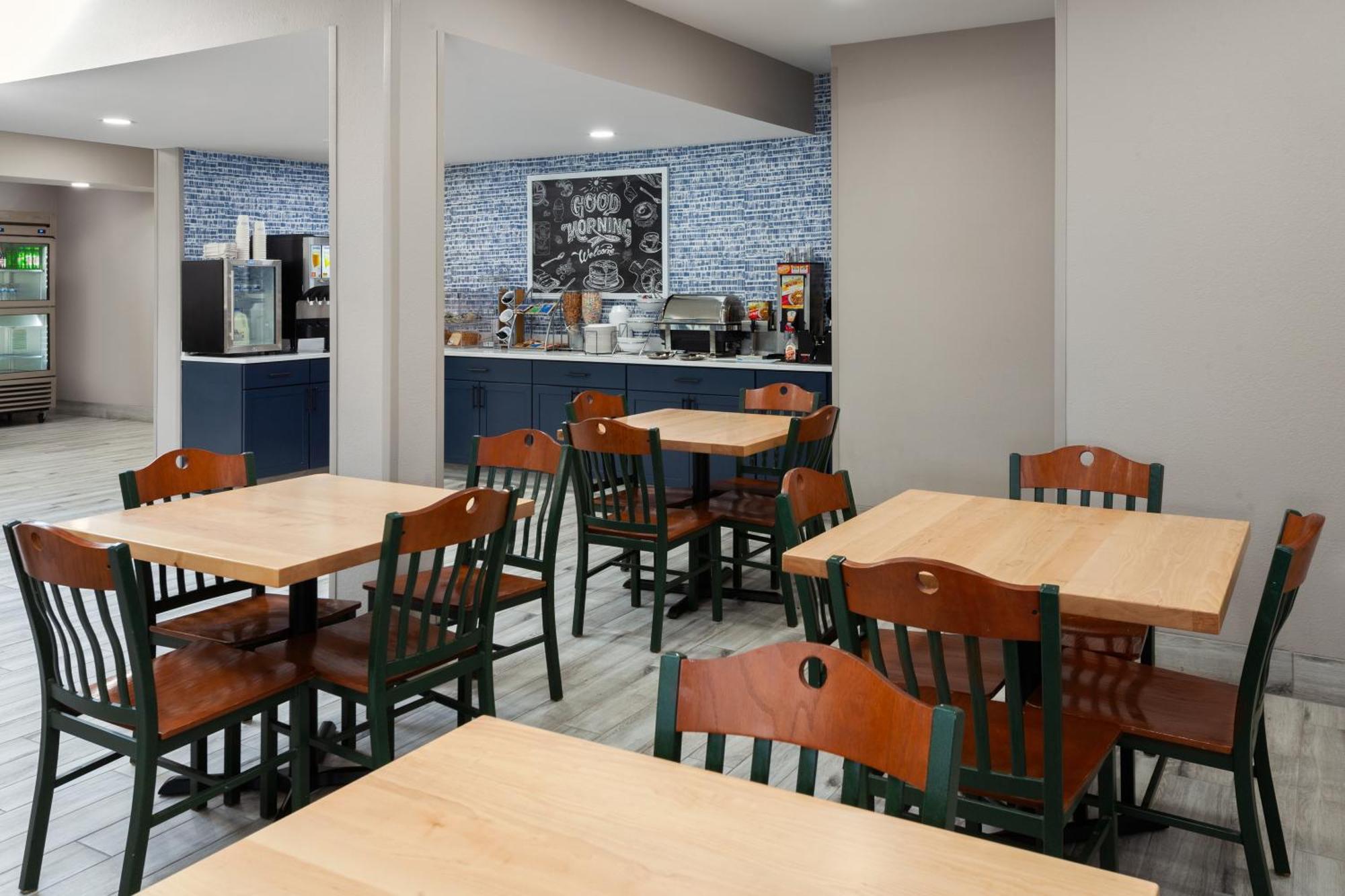 Americinn By Wyndham Eagle River Downtown Ngoại thất bức ảnh