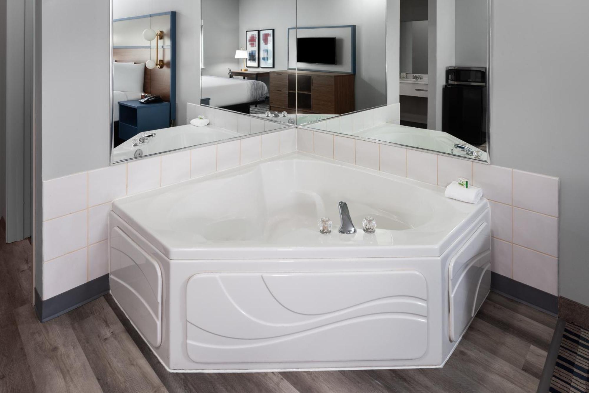 Americinn By Wyndham Eagle River Downtown Ngoại thất bức ảnh